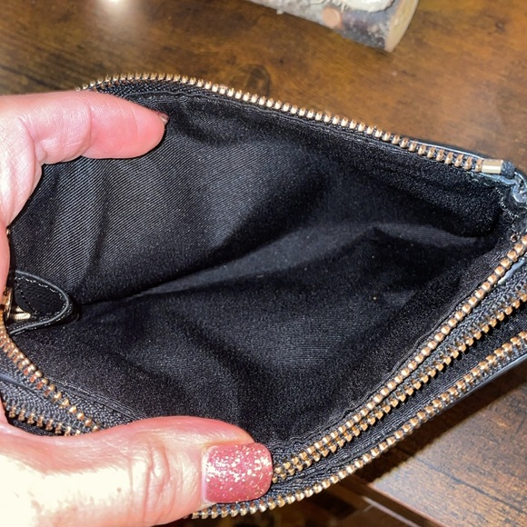 Coach wristlet - Picture 7 of 7